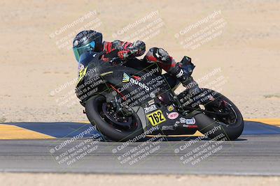 media/Oct-08-2023-CVMA (Sun) [[dbfe88ae3c]]/Race 3 Amateur Supersport Middleweight/